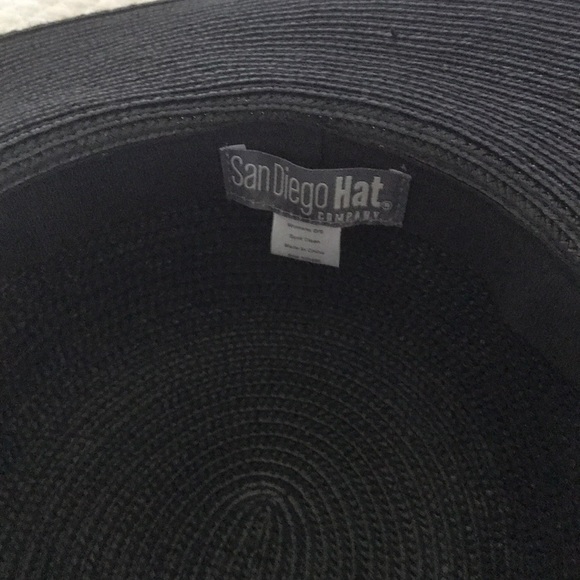 Hat - Picture 3 of 6